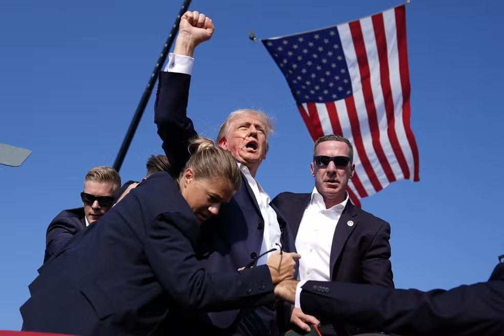 agencia marketing digital goiania donald-trump-depois-atentado Donald Trump: Ataque ou Marketing?